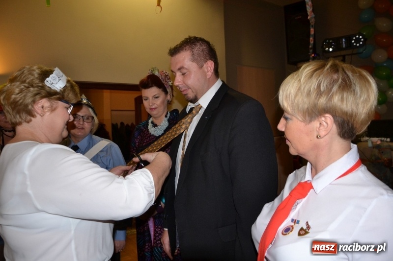 Zdjęcie w galerii na portalu naszraciborz.pl: Im więcej pączków, tym więcej szczęścia, czyli babski comber w Tworkowie  wiadomości z regionu