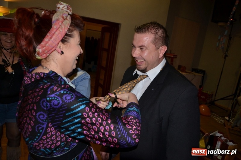 Zdjęcie w galerii na portalu naszraciborz.pl: Im więcej pączków, tym więcej szczęścia, czyli babski comber w Tworkowie  wiadomości z regionu