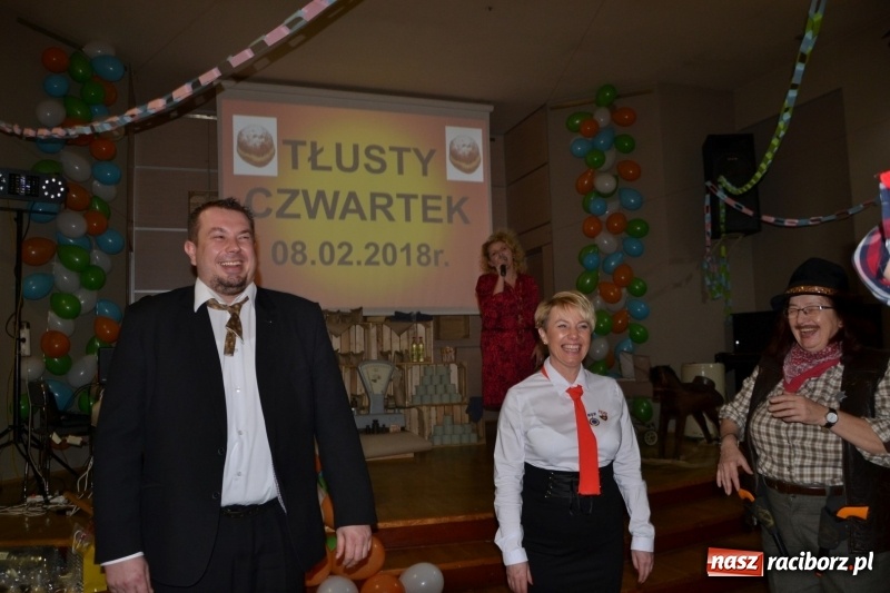 Zdjęcie w galerii na portalu naszraciborz.pl: Im więcej pączków, tym więcej szczęścia, czyli babski comber w Tworkowie  wiadomości z regionu