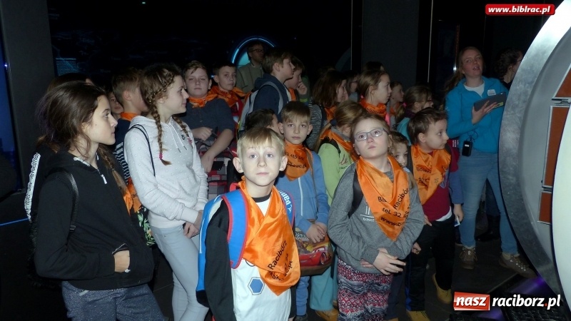 Zdjęcie w galerii na portalu naszraciborz.pl: Woda jest fantastyczna! Uczestnicy ferii z biblioteką na wycieczce w Hydropolis wiadomości z regionu