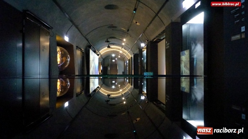 Zdjęcie w galerii na portalu naszraciborz.pl: Woda jest fantastyczna! Uczestnicy ferii z biblioteką na wycieczce w Hydropolis wiadomości z regionu