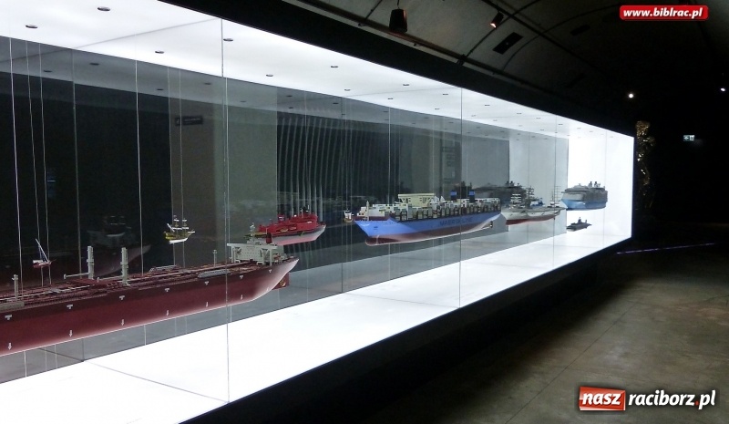 Zdjęcie w galerii na portalu naszraciborz.pl: Woda jest fantastyczna! Uczestnicy ferii z biblioteką na wycieczce w Hydropolis wiadomości z regionu