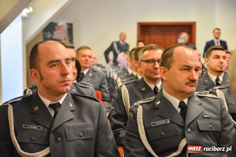 Zdjęcie w galerii na portalu naszraciborz.pl: Śląska Służba Więzienna świętuje na zamku w Raciborzu  wiadomości z regionu