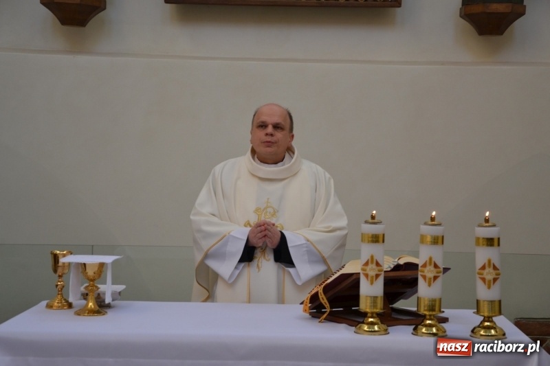 Zdjęcie w galerii na portalu naszraciborz.pl: Śląska Służba Więzienna świętuje na zamku w Raciborzu  wiadomości z regionu