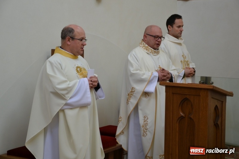 Zdjęcie w galerii na portalu naszraciborz.pl: Śląska Służba Więzienna świętuje na zamku w Raciborzu  wiadomości z regionu