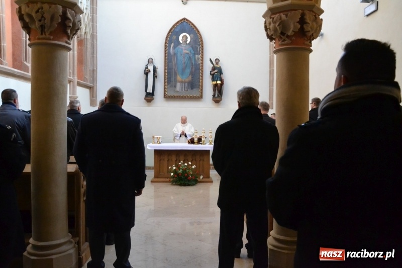 Zdjęcie w galerii na portalu naszraciborz.pl: Śląska Służba Więzienna świętuje na zamku w Raciborzu  wiadomości z regionu