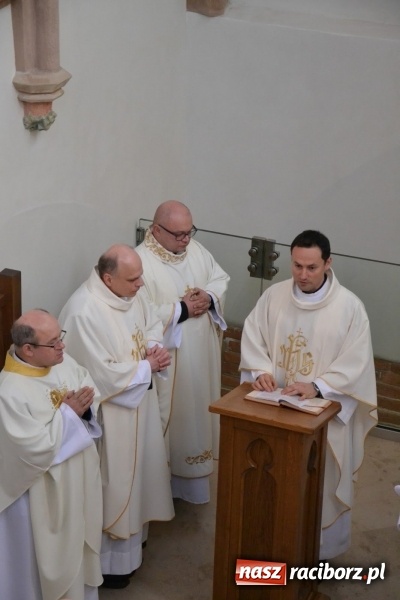 Zdjęcie w galerii na portalu naszraciborz.pl: Śląska Służba Więzienna świętuje na zamku w Raciborzu  wiadomości z regionu