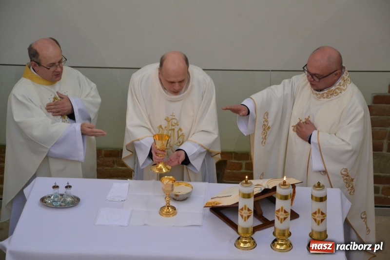 Zdjęcie w galerii na portalu naszraciborz.pl: Śląska Służba Więzienna świętuje na zamku w Raciborzu  wiadomości z regionu