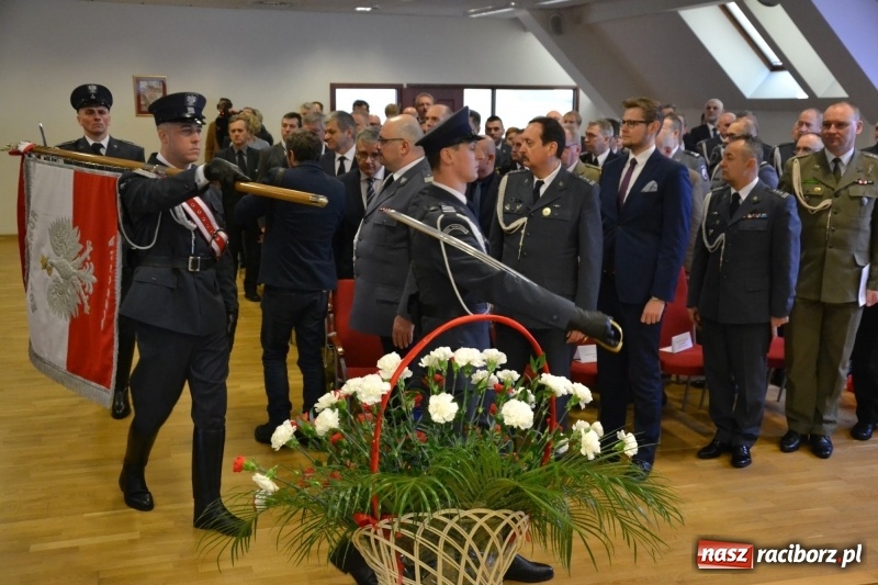 Zdjęcie w galerii na portalu naszraciborz.pl: Śląska Służba Więzienna świętuje na zamku w Raciborzu  wiadomości z regionu