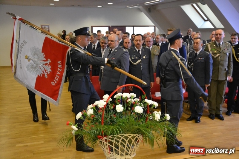 Zdjęcie w galerii na portalu naszraciborz.pl: Śląska Służba Więzienna świętuje na zamku w Raciborzu  wiadomości z regionu
