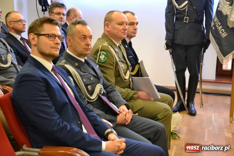 Zdjęcie w galerii na portalu naszraciborz.pl: Śląska Służba Więzienna świętuje na zamku w Raciborzu  wiadomości z regionu