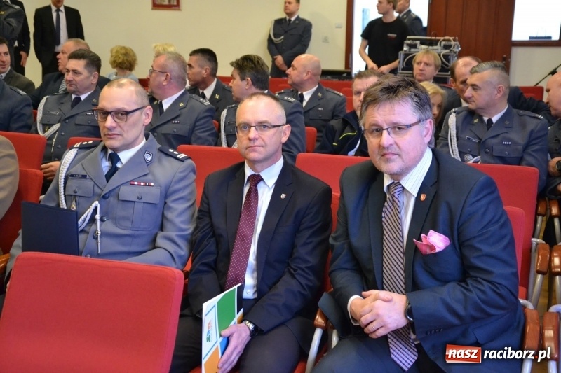 Zdjęcie w galerii na portalu naszraciborz.pl: Śląska Służba Więzienna świętuje na zamku w Raciborzu  wiadomości z regionu