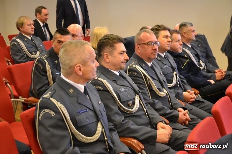 Zdjęcie w galerii na portalu naszraciborz.pl: Śląska Służba Więzienna świętuje na zamku w Raciborzu  wiadomości z regionu