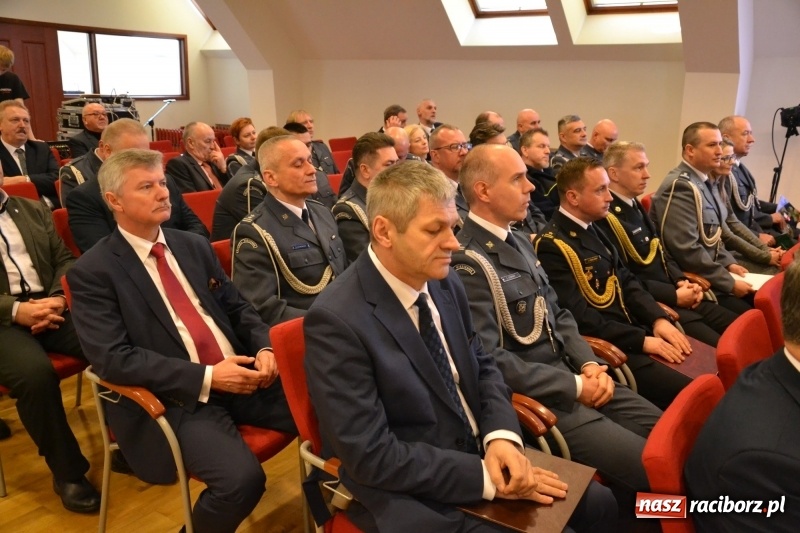 Zdjęcie w galerii na portalu naszraciborz.pl: Śląska Służba Więzienna świętuje na zamku w Raciborzu  wiadomości z regionu