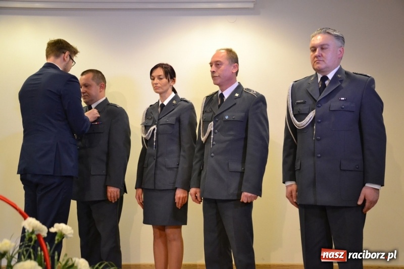 Zdjęcie w galerii na portalu naszraciborz.pl: Śląska Służba Więzienna świętuje na zamku w Raciborzu  wiadomości z regionu