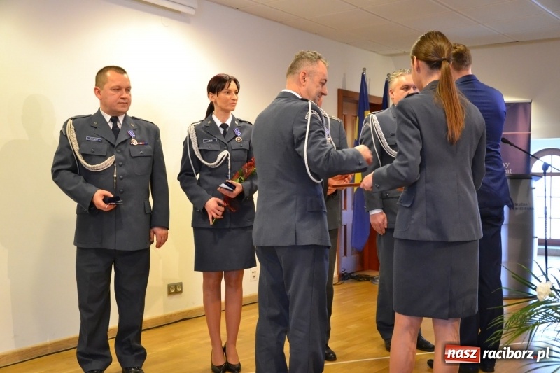 Zdjęcie w galerii na portalu naszraciborz.pl: Śląska Służba Więzienna świętuje na zamku w Raciborzu  wiadomości z regionu