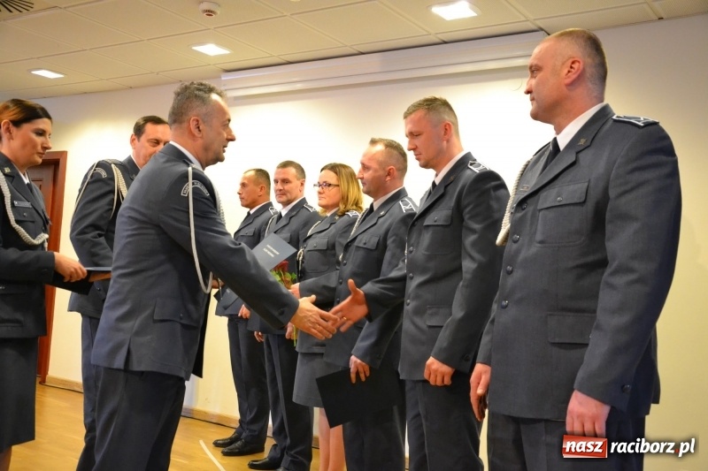 Zdjęcie w galerii na portalu naszraciborz.pl: Śląska Służba Więzienna świętuje na zamku w Raciborzu  wiadomości z regionu