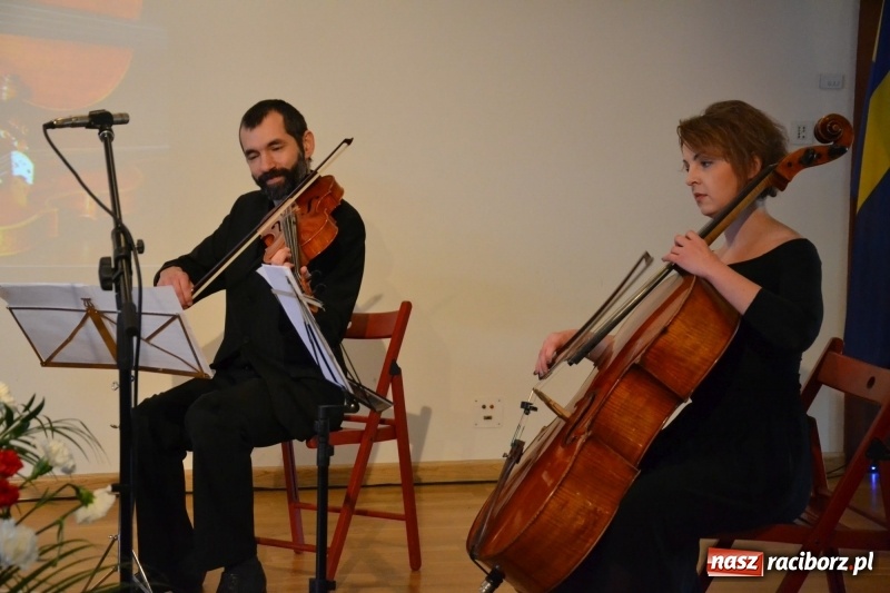 Zdjęcie w galerii na portalu naszraciborz.pl: Śląska Służba Więzienna świętuje na zamku w Raciborzu  wiadomości z regionu