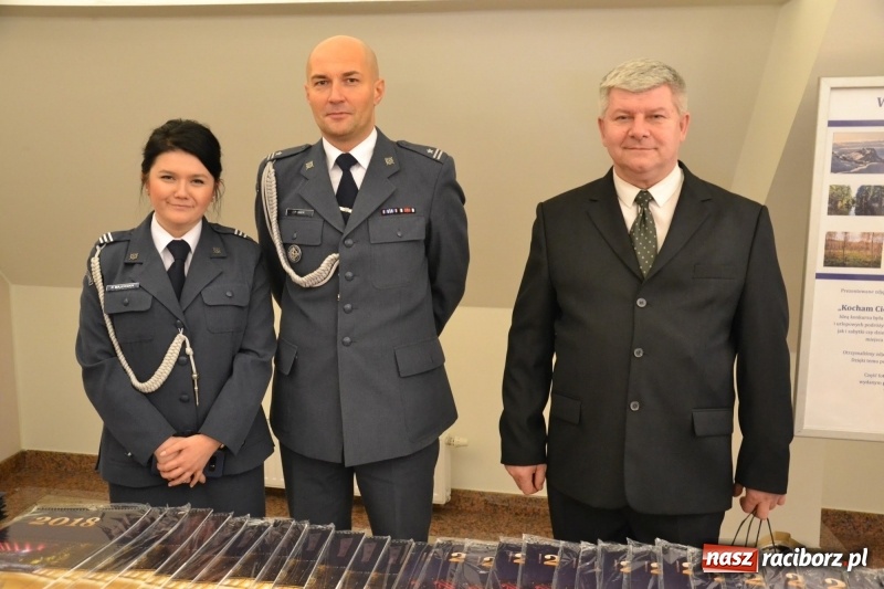 Zdjęcie w galerii na portalu naszraciborz.pl: Śląska Służba Więzienna świętuje na zamku w Raciborzu  wiadomości z regionu