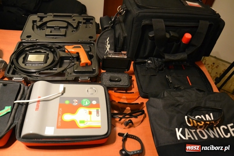 Zdjęcie w galerii na portalu naszraciborz.pl: Śląska Służba Więzienna świętuje na zamku w Raciborzu  wiadomości z regionu