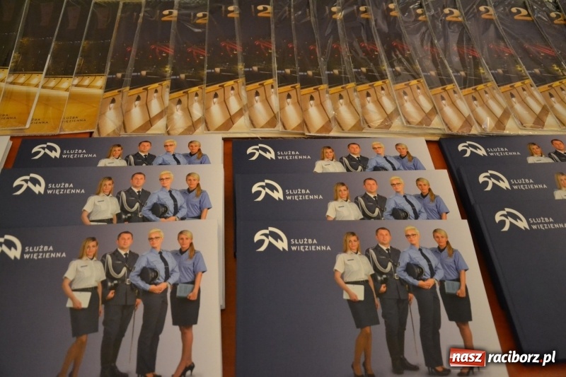 Zdjęcie w galerii na portalu naszraciborz.pl: Śląska Służba Więzienna świętuje na zamku w Raciborzu  wiadomości z regionu