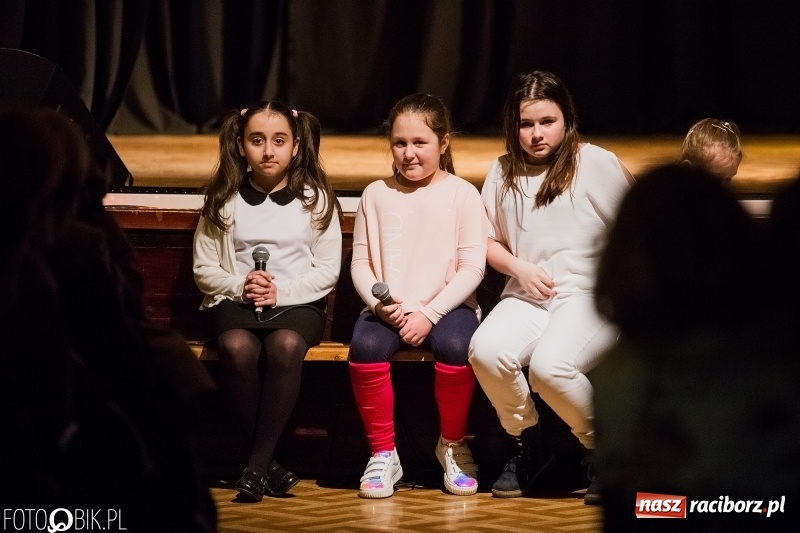 Zdjęcie w galerii na portalu naszraciborz.pl: Finał warsztatów artystycznych w Młodzieżowym Domu Kultury wiadomości z regionu