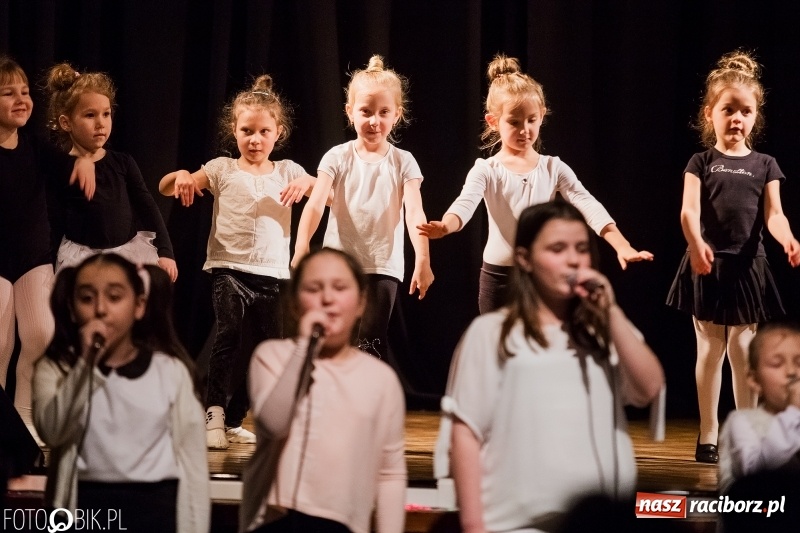 Zdjęcie w galerii na portalu naszraciborz.pl: Finał warsztatów artystycznych w Młodzieżowym Domu Kultury wiadomości z regionu