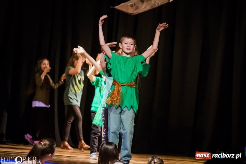 Zdjęcie w galerii na portalu naszraciborz.pl: Finał warsztatów artystycznych w Młodzieżowym Domu Kultury wiadomości z regionu