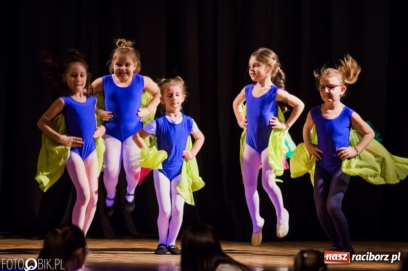 Zdjęcie w galerii na portalu naszraciborz.pl: Finał warsztatów artystycznych w Młodzieżowym Domu Kultury wiadomości z regionu