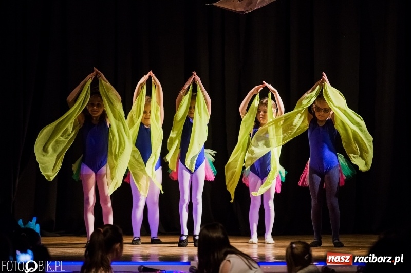 Zdjęcie w galerii na portalu naszraciborz.pl: Finał warsztatów artystycznych w Młodzieżowym Domu Kultury wiadomości z regionu