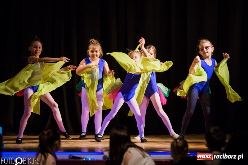 Zdjęcie w galerii na portalu naszraciborz.pl: Finał warsztatów artystycznych w Młodzieżowym Domu Kultury wiadomości z regionu