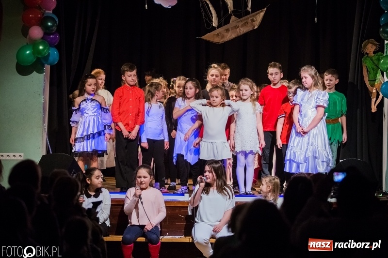 Zdjęcie w galerii na portalu naszraciborz.pl: Finał warsztatów artystycznych w Młodzieżowym Domu Kultury wiadomości z regionu