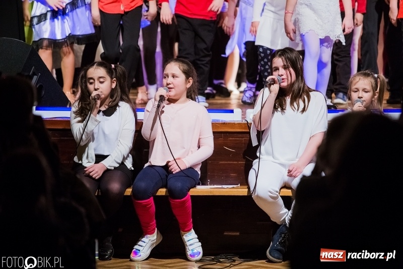 Zdjęcie w galerii na portalu naszraciborz.pl: Finał warsztatów artystycznych w Młodzieżowym Domu Kultury wiadomości z regionu