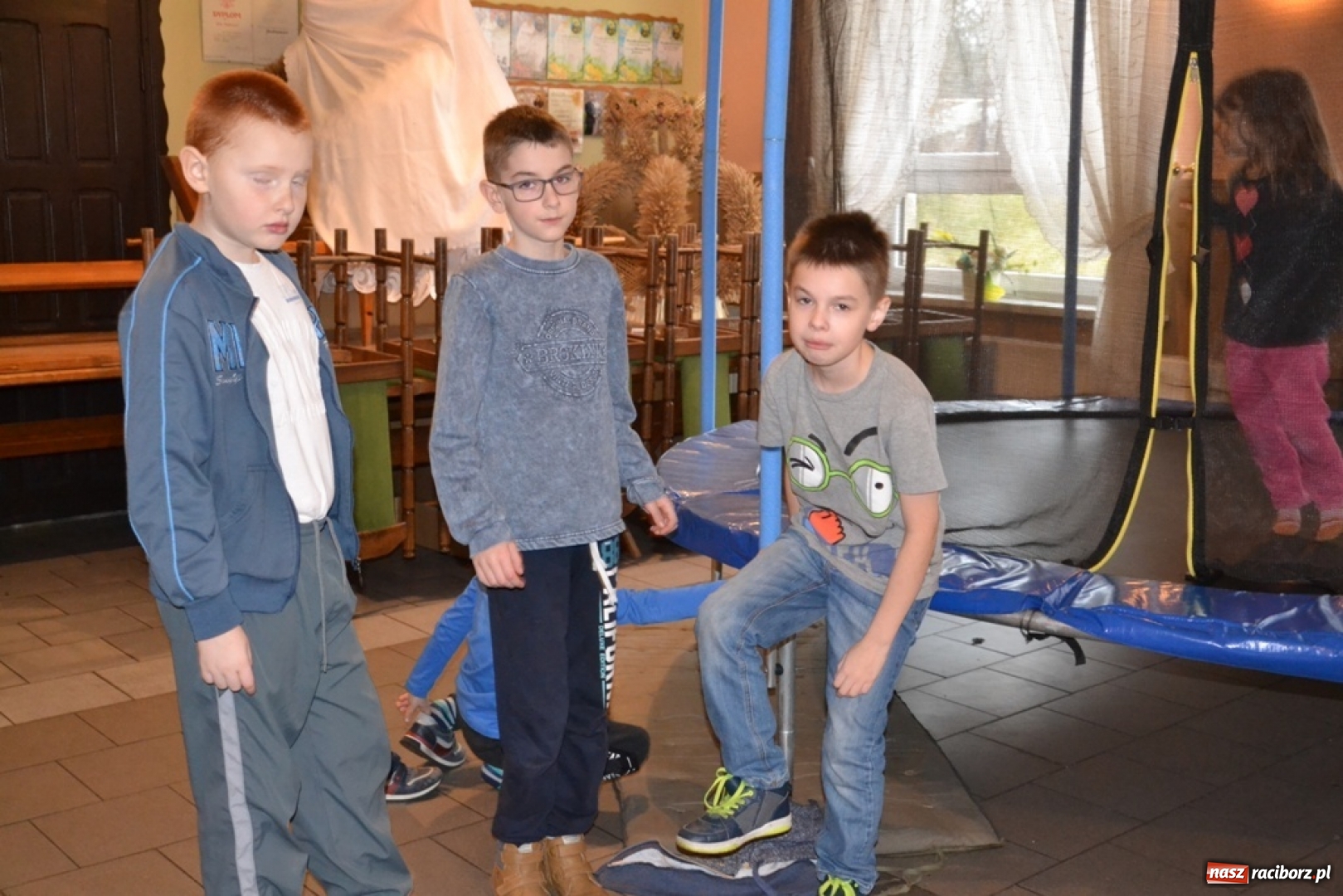 Zdjęcie w galerii na portalu naszraciborz.pl: Magik, Sznupek i bal maskowy  wiadomości z regionu