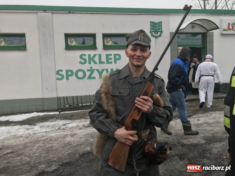 Zdjęcie w galerii na portalu naszraciborz.pl: Samborowicki tanzbär na koniec karnawału FOTO i WIDEO wiadomości z regionu