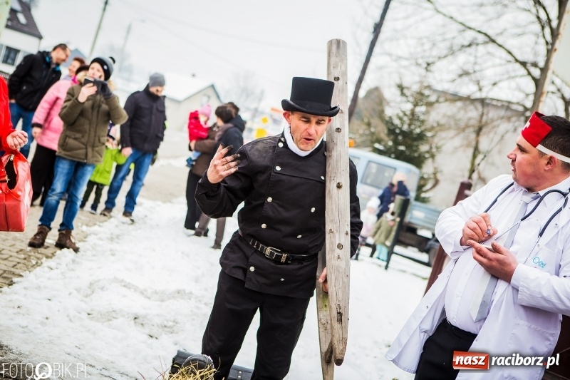 Zdjęcie w galerii na portalu naszraciborz.pl: Samborowicki tanzbär na koniec karnawału FOTO i WIDEO wiadomości z regionu