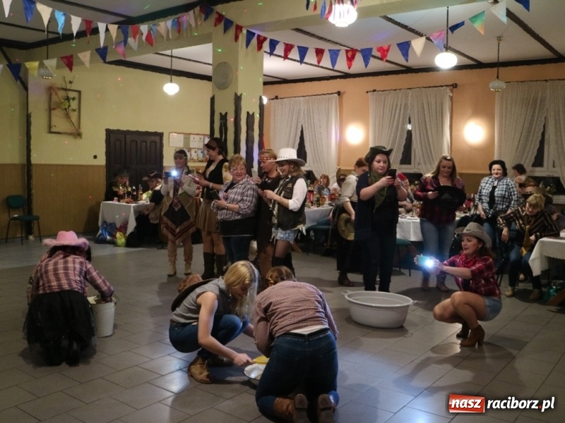 Zdjęcie w galerii na portalu naszraciborz.pl: Wszystkie kobiety Dzikiego Zachodu  wiadomości z regionu