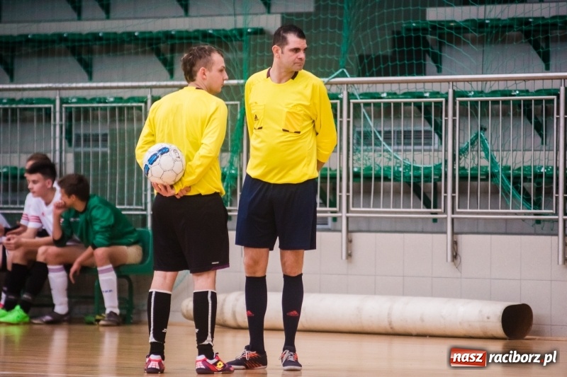 Zdjęcie w galerii na portalu naszraciborz.pl: KS Unia Racibórz z Pucharem Dyrektora ZSOMS wiadomości z regionu