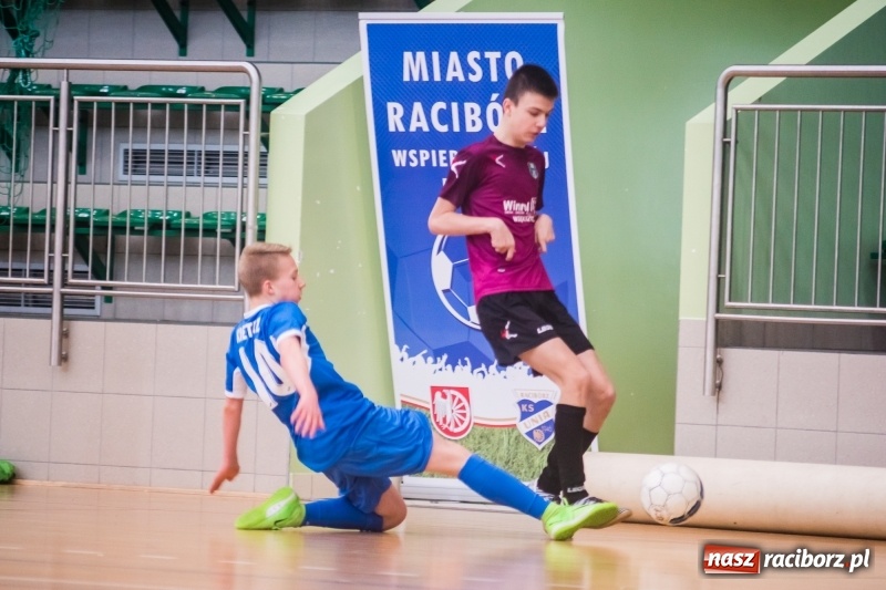 Zdjęcie w galerii na portalu naszraciborz.pl: KS Unia Racibórz z Pucharem Dyrektora ZSOMS wiadomości z regionu