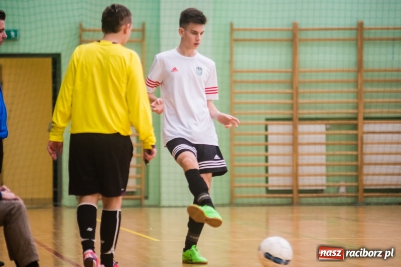 Zdjęcie w galerii na portalu naszraciborz.pl: KS Unia Racibórz z Pucharem Dyrektora ZSOMS wiadomości z regionu