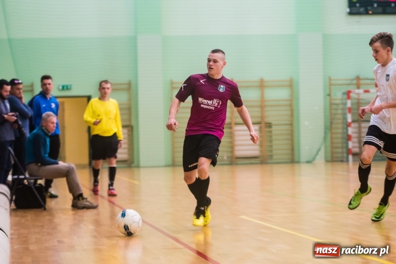 Zdjęcie w galerii na portalu naszraciborz.pl: KS Unia Racibórz z Pucharem Dyrektora ZSOMS wiadomości z regionu