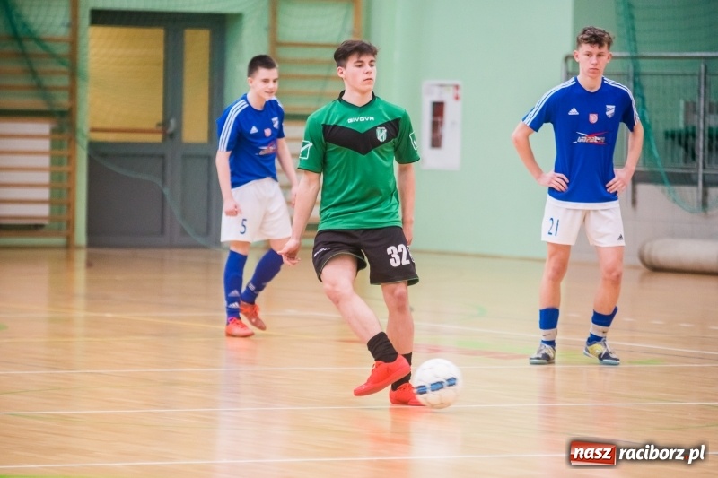 Zdjęcie w galerii na portalu naszraciborz.pl: KS Unia Racibórz z Pucharem Dyrektora ZSOMS wiadomości z regionu