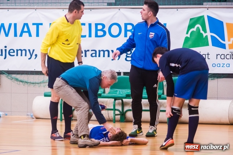 Zdjęcie w galerii na portalu naszraciborz.pl: KS Unia Racibórz z Pucharem Dyrektora ZSOMS wiadomości z regionu