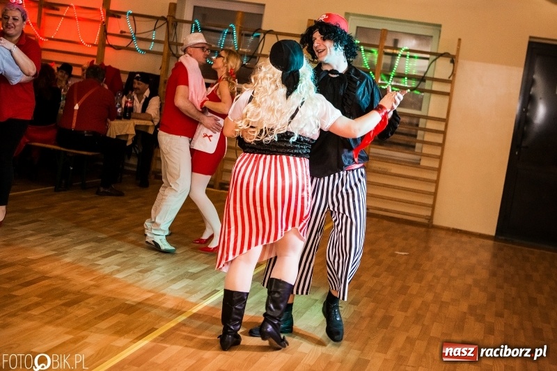 Zdjęcie w galerii na portalu naszraciborz.pl: Na wesoło i z przytupem. Bal karnawałowy w Samborowicach wiadomości z regionu