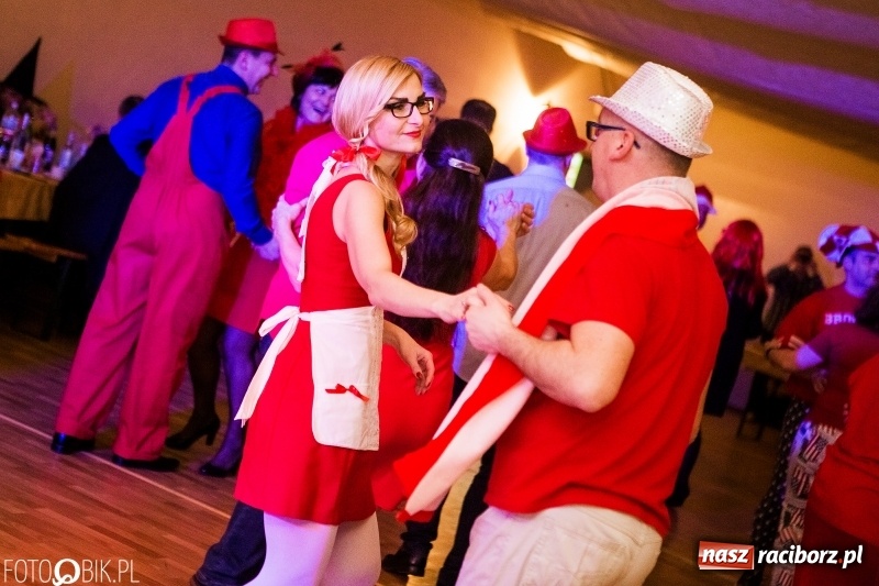 Zdjęcie w galerii na portalu naszraciborz.pl: Na wesoło i z przytupem. Bal karnawałowy w Samborowicach wiadomości z regionu