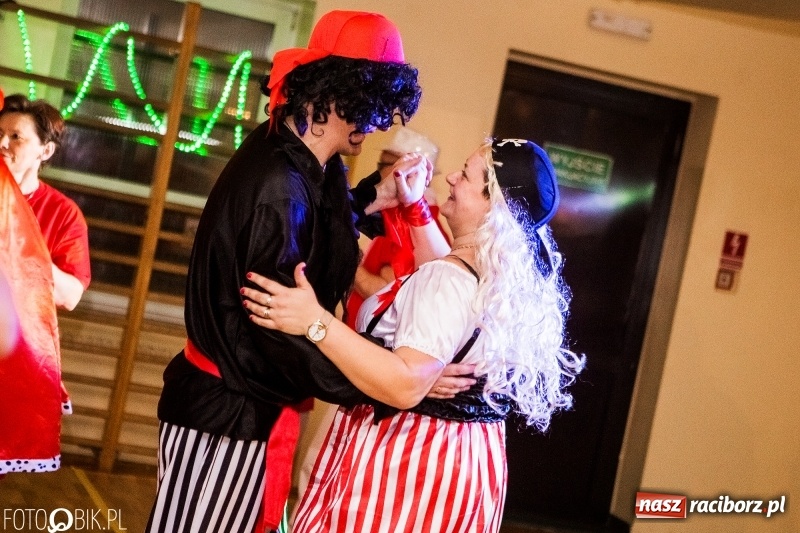 Zdjęcie w galerii na portalu naszraciborz.pl: Na wesoło i z przytupem. Bal karnawałowy w Samborowicach wiadomości z regionu