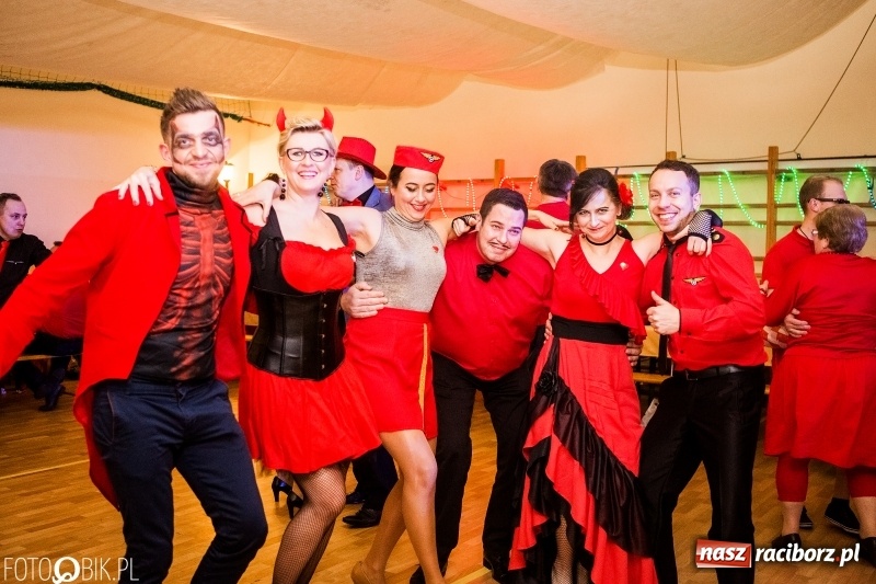 Zdjęcie w galerii na portalu naszraciborz.pl: Na wesoło i z przytupem. Bal karnawałowy w Samborowicach wiadomości z regionu