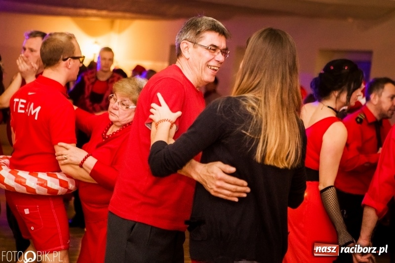 Zdjęcie w galerii na portalu naszraciborz.pl: Na wesoło i z przytupem. Bal karnawałowy w Samborowicach wiadomości z regionu