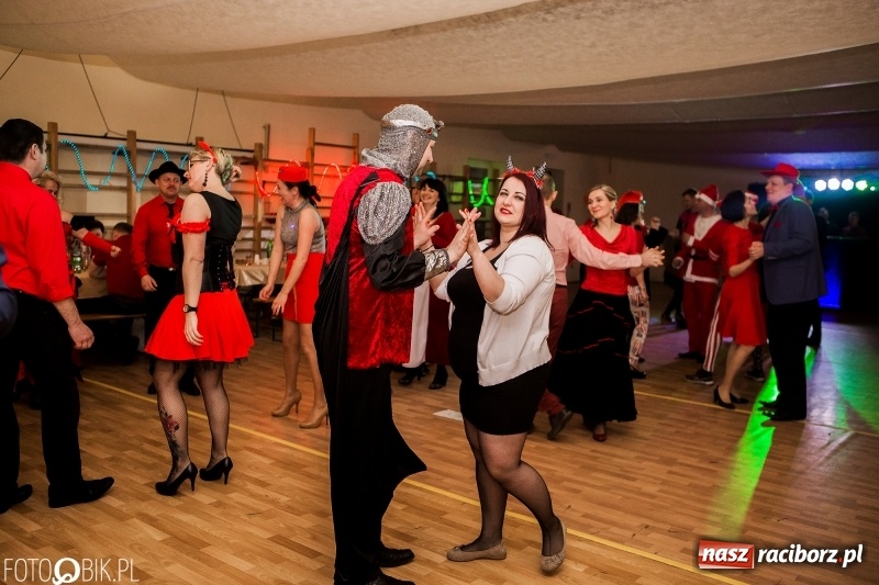 Zdjęcie w galerii na portalu naszraciborz.pl: Na wesoło i z przytupem. Bal karnawałowy w Samborowicach wiadomości z regionu
