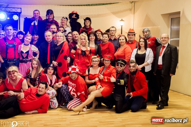 Zdjęcie w galerii na portalu naszraciborz.pl: Na wesoło i z przytupem. Bal karnawałowy w Samborowicach wiadomości z regionu
